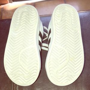 Adidas size 7.5 White and black shell toes